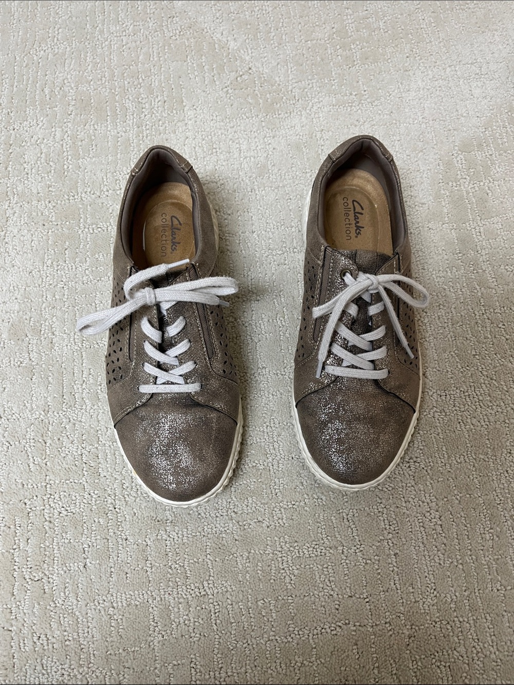 Clarks Metallic Taupe Lace-Up Sneakers with White Laces